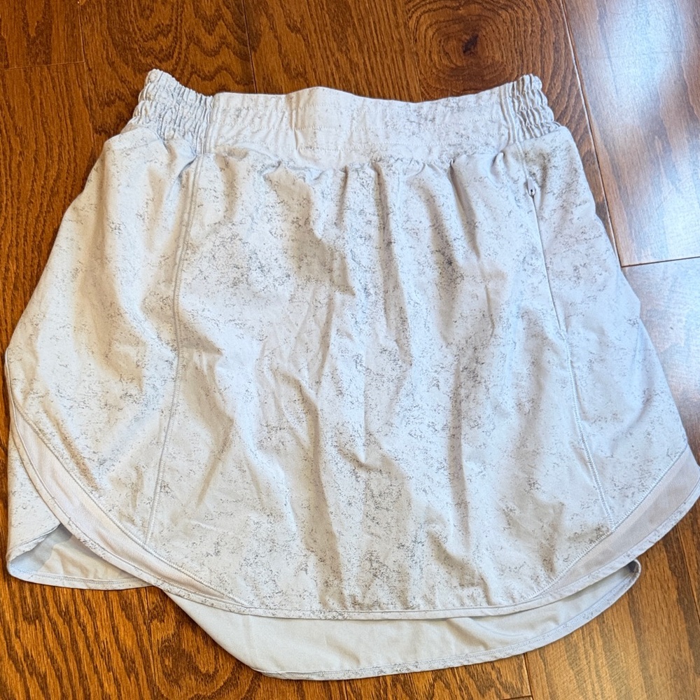 lululemon athletica white speckled athletic skirt
